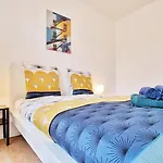 Apartament Evasion & Elegance -